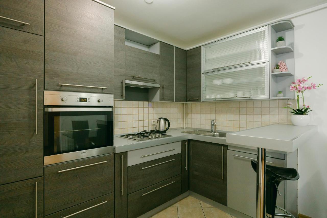 Ladenta Apartman*** ザグレブ エクステリア 写真